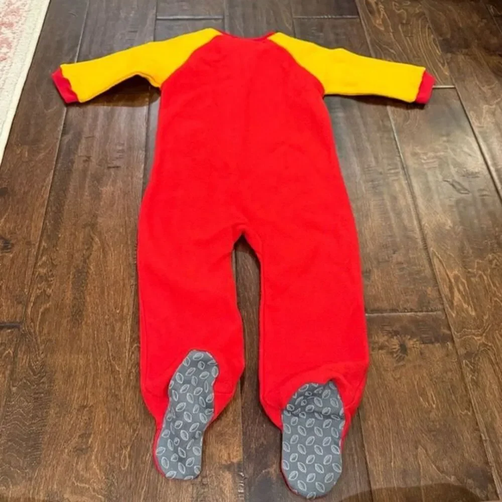 NFL Kansas City Chiefs Blanket Sleeper Onsie Footie size 6-9 Months Football